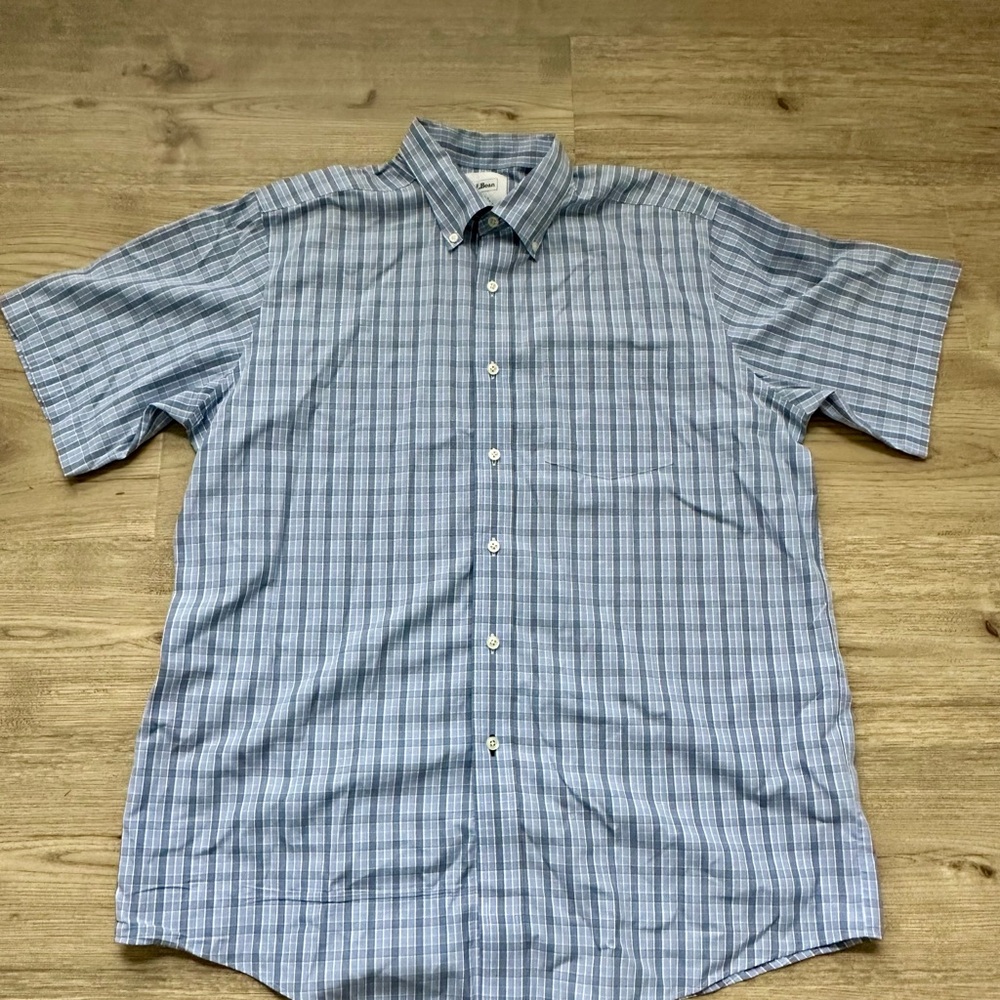 L.L. Bean Men's Light Blue Checkered Shirt size L